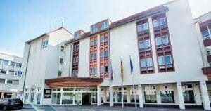Achat-Hotel-Neustadt-300x158
