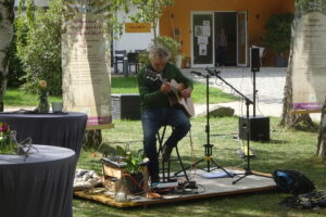 Kongress Freitag 04 Soundcheck von Jon Sanders am Nachmittag